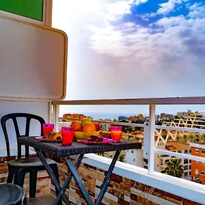 https://nice-apartment-near-beach.hotelsinnerja.org